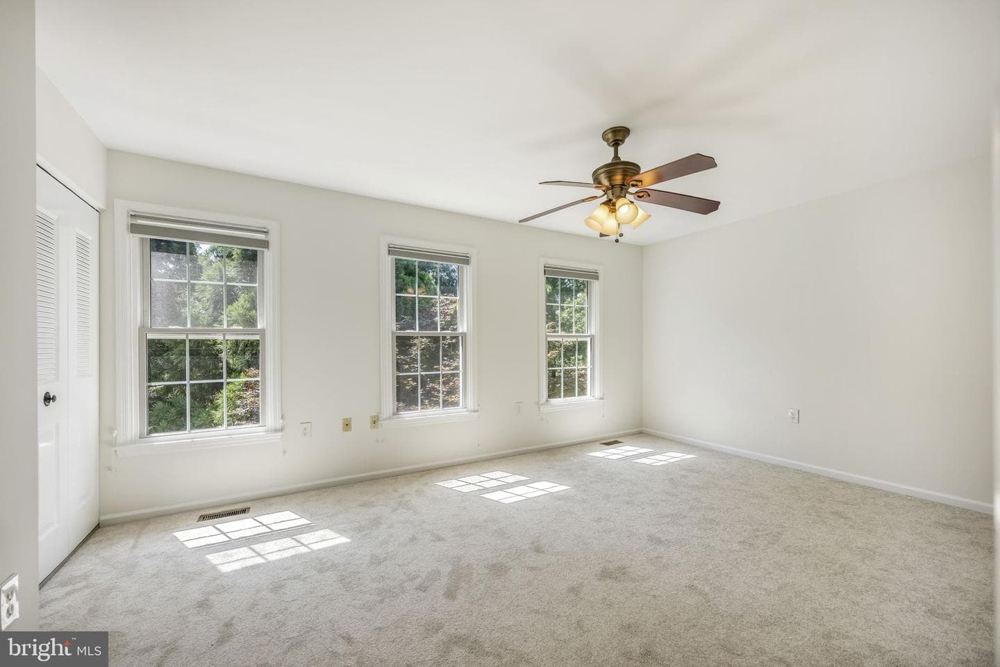 5703 Gladden photo 16