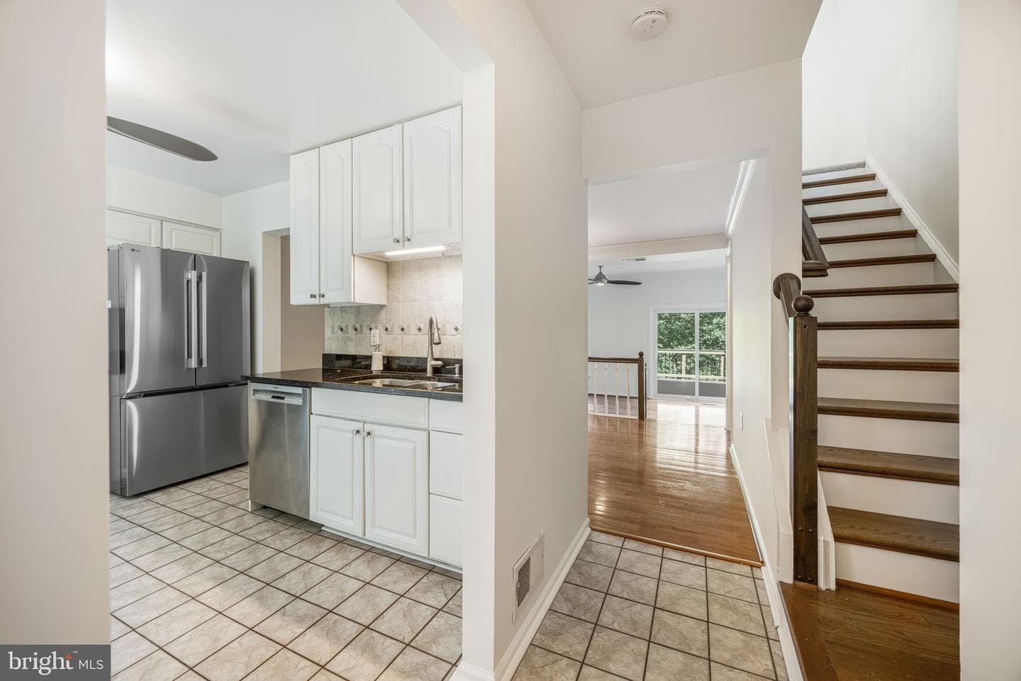 5703 Gladden photo 3