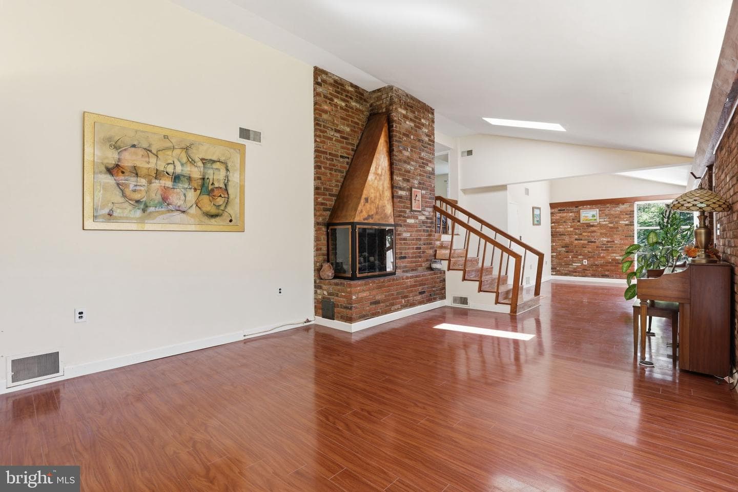 6811 Valley Brook Drive photo 3