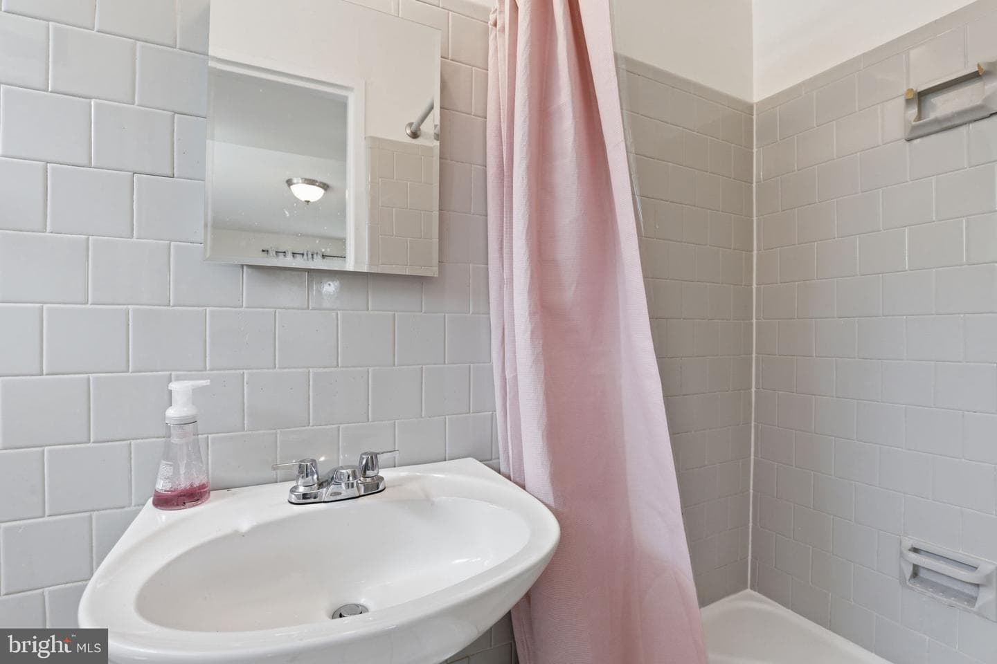 6811 Valley Brook Drive photo 35