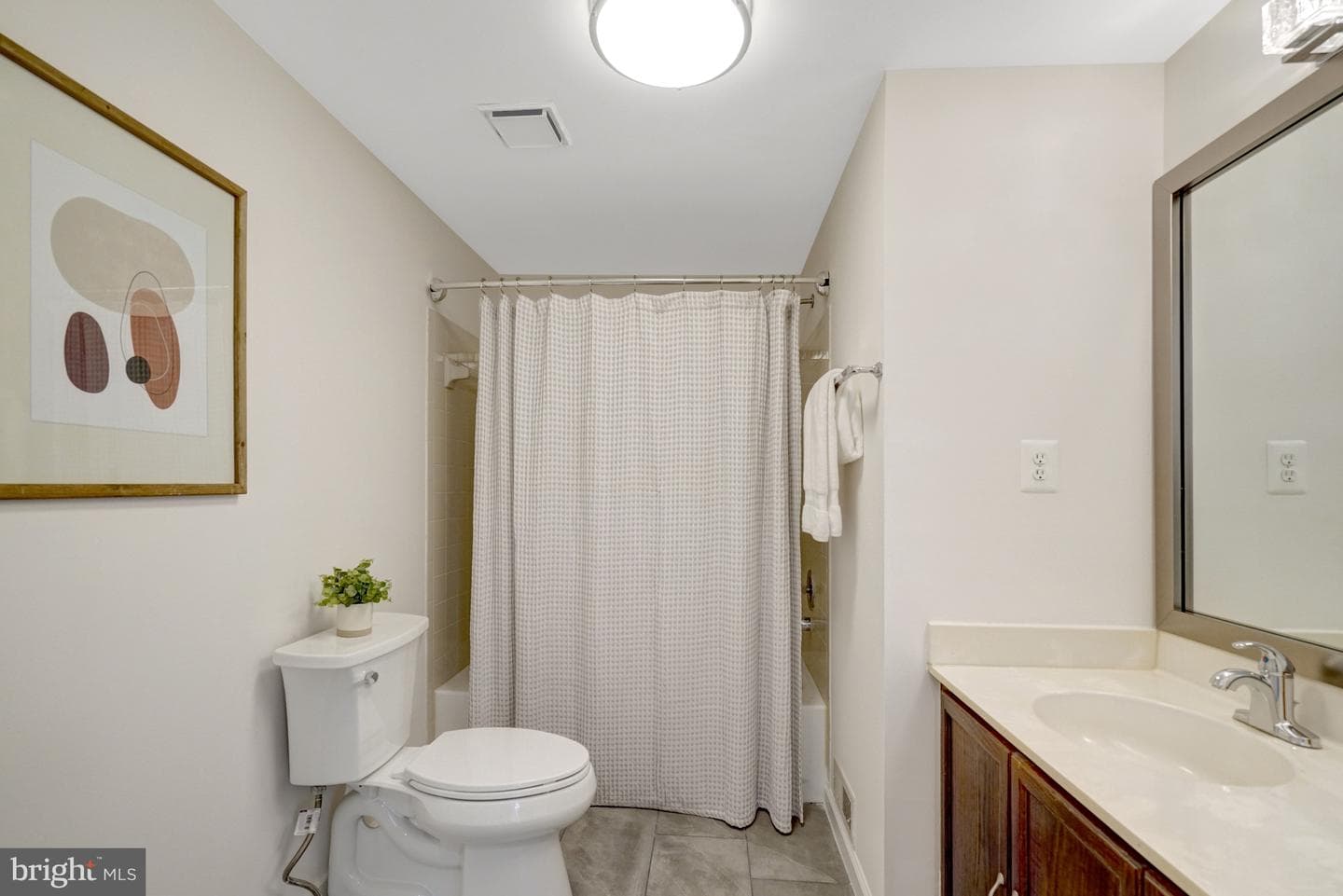 6018 Crocus Court photo 31