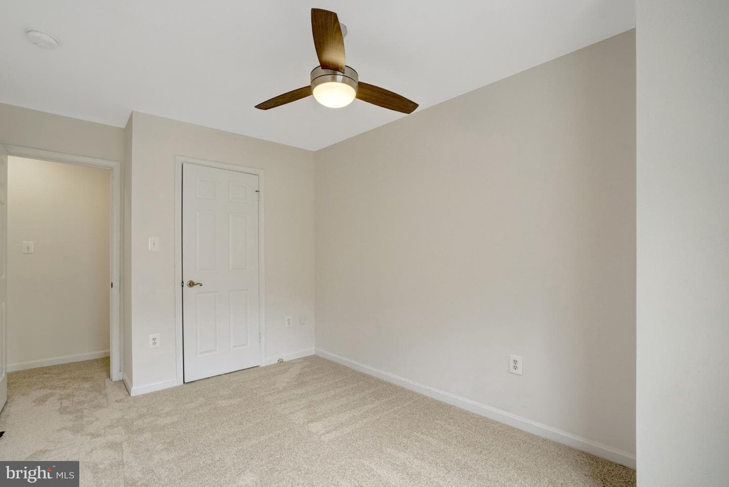 6018 Crocus Court photo 41