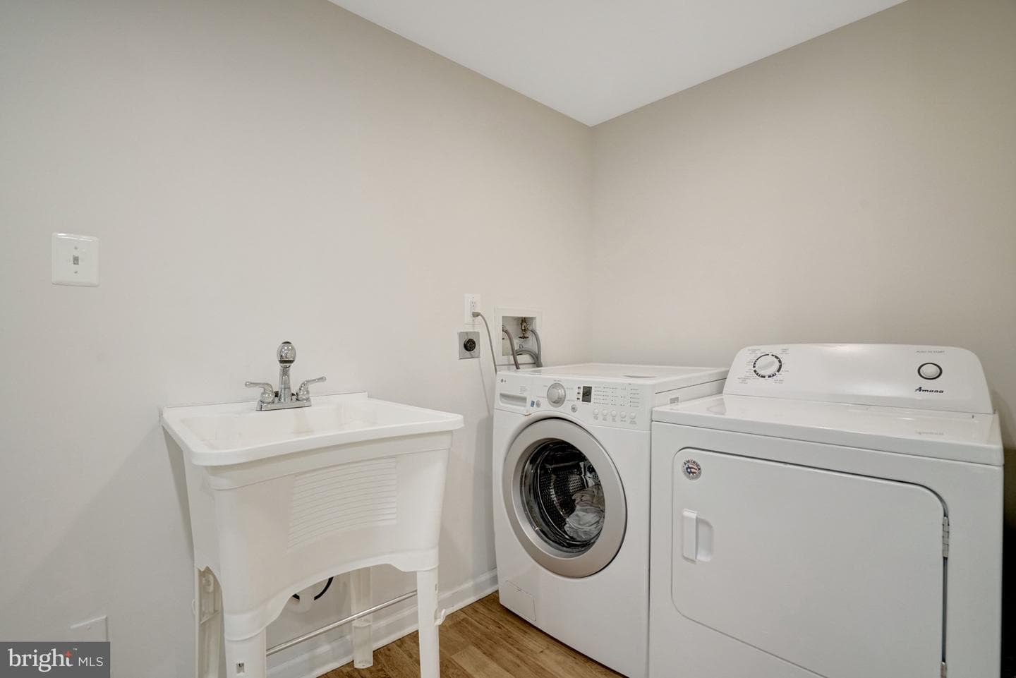 6018 Crocus Court photo 48