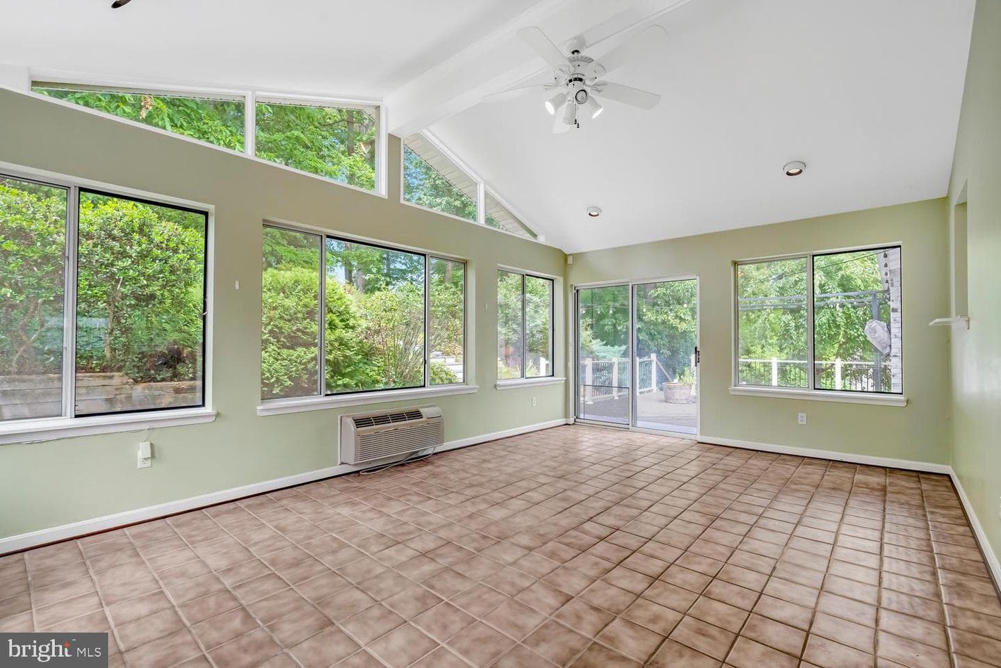 8704 Greystone Place photo 31