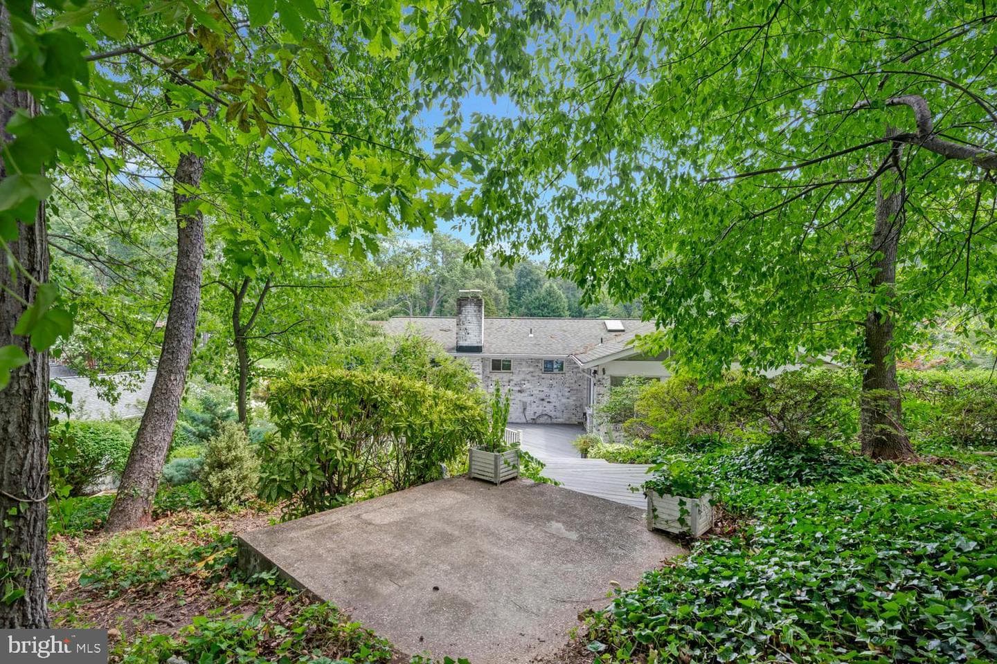 8704 Greystone Place photo 39
