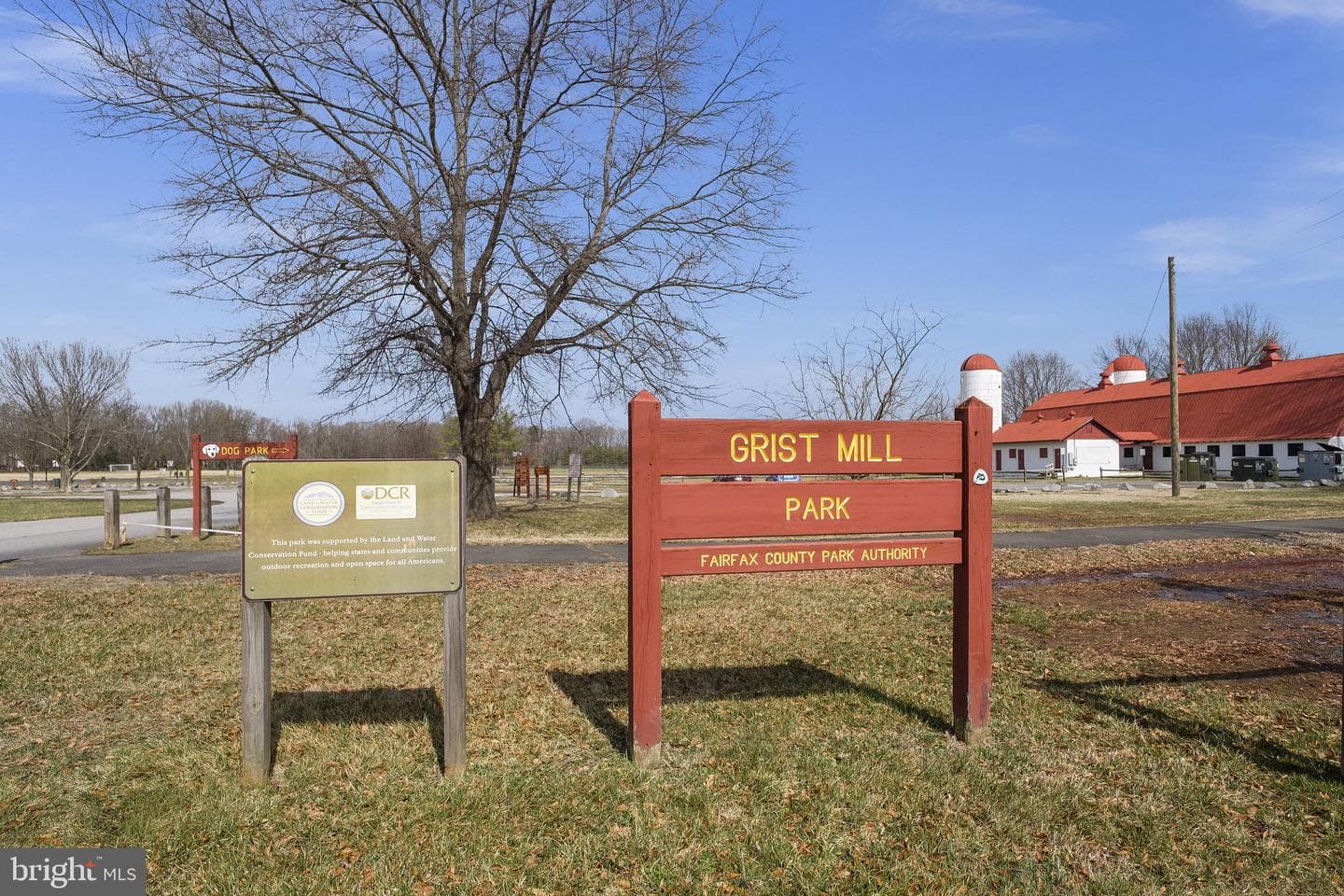 8704 Greystone Place photo 47