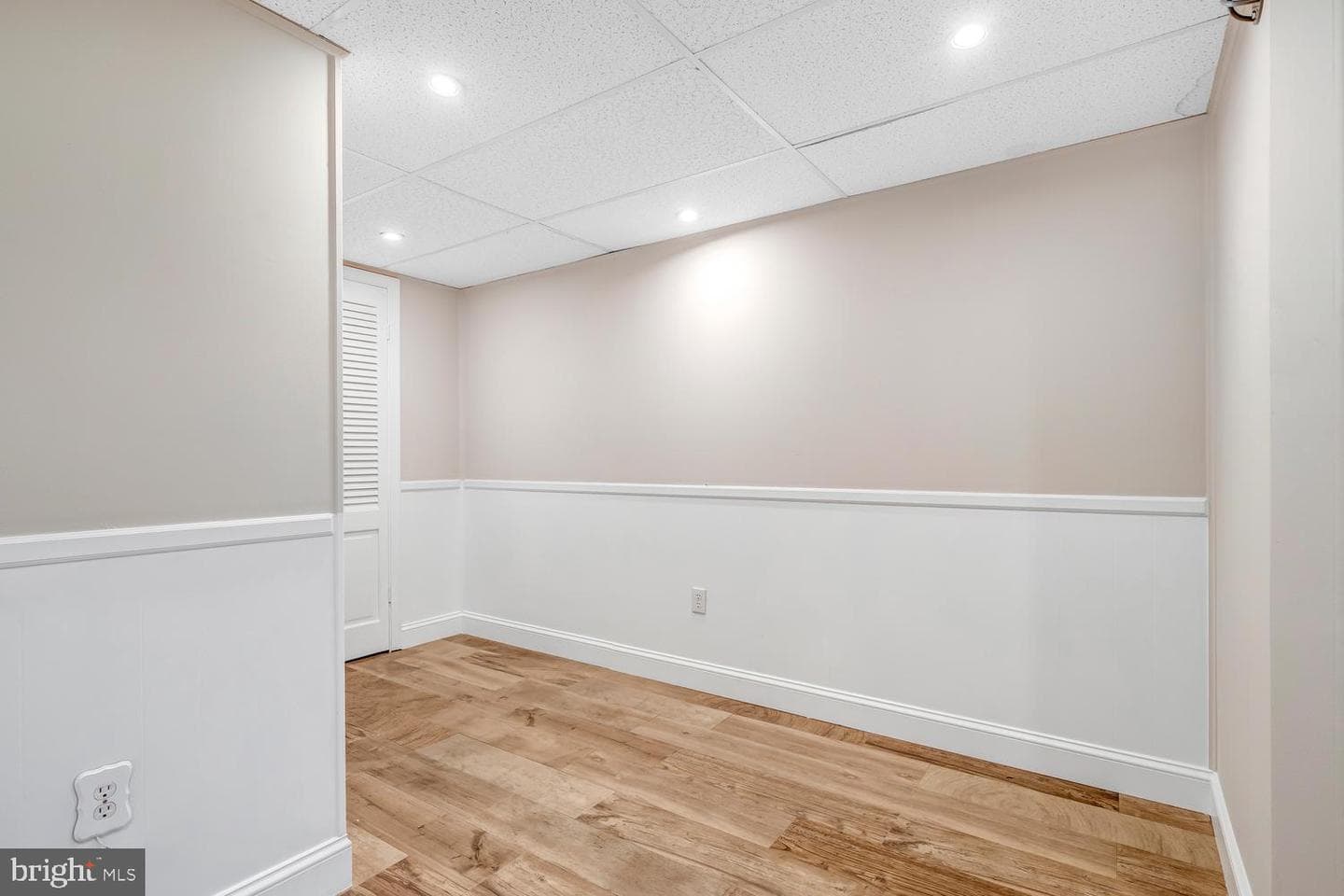 8704 Greystone Place photo 9