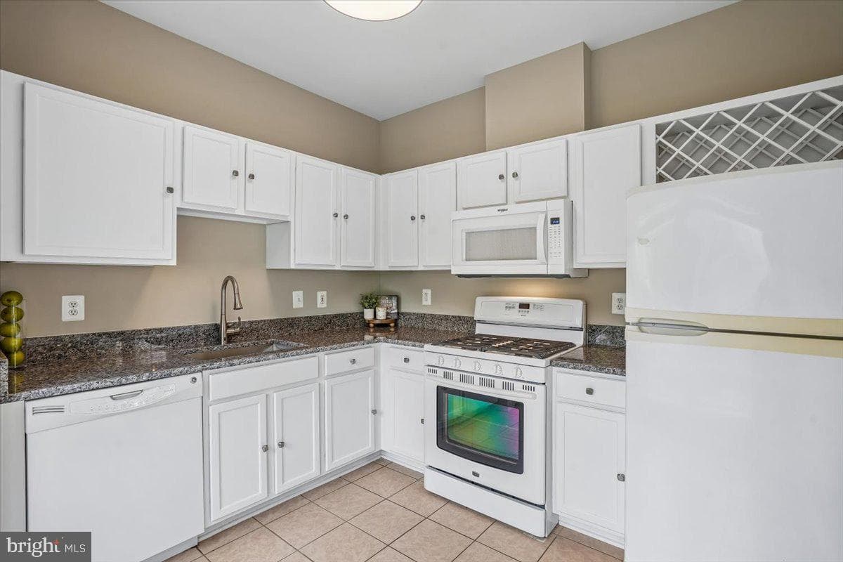 4142 Fountainside Lane #e102 photo 10