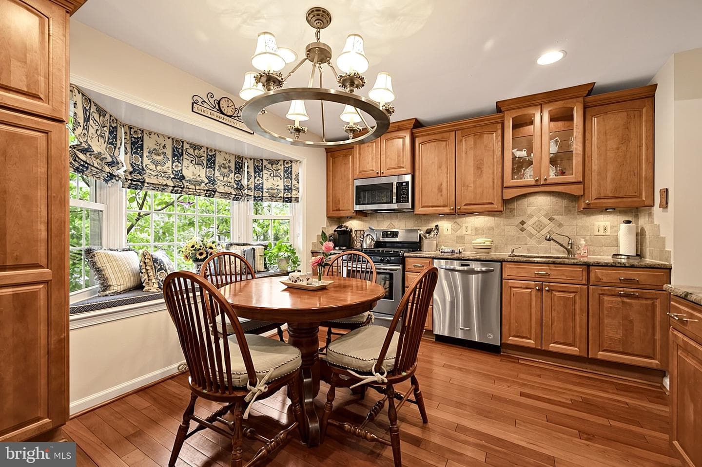 8218 Cedar Landing Court photo 10