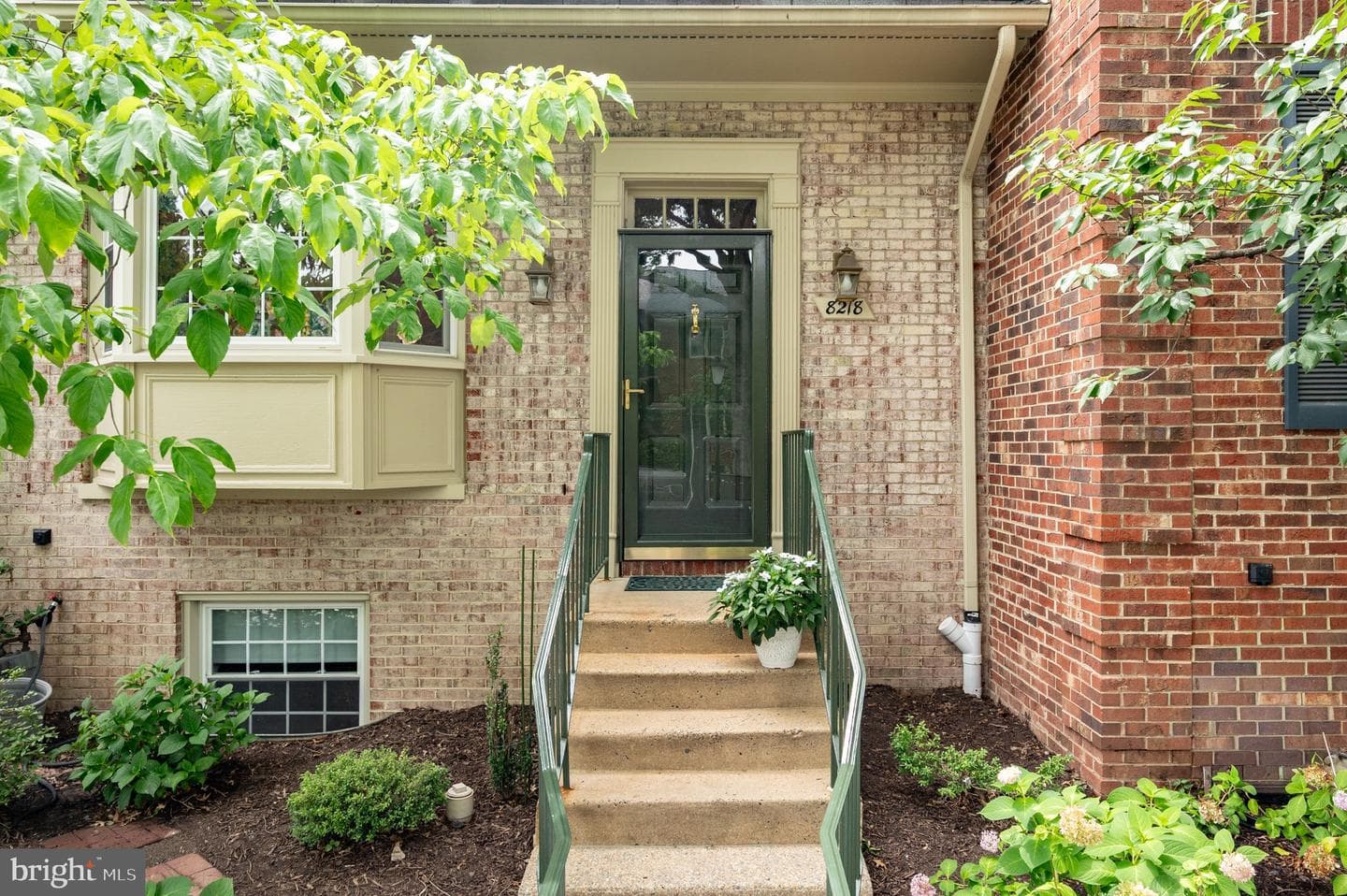 8218 Cedar Landing Court photo 4