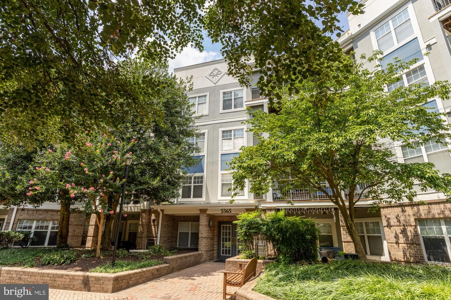 5565 Seminary Road #201, Falls Church