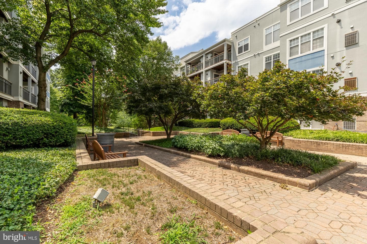5565 Seminary Road #201 photo 35