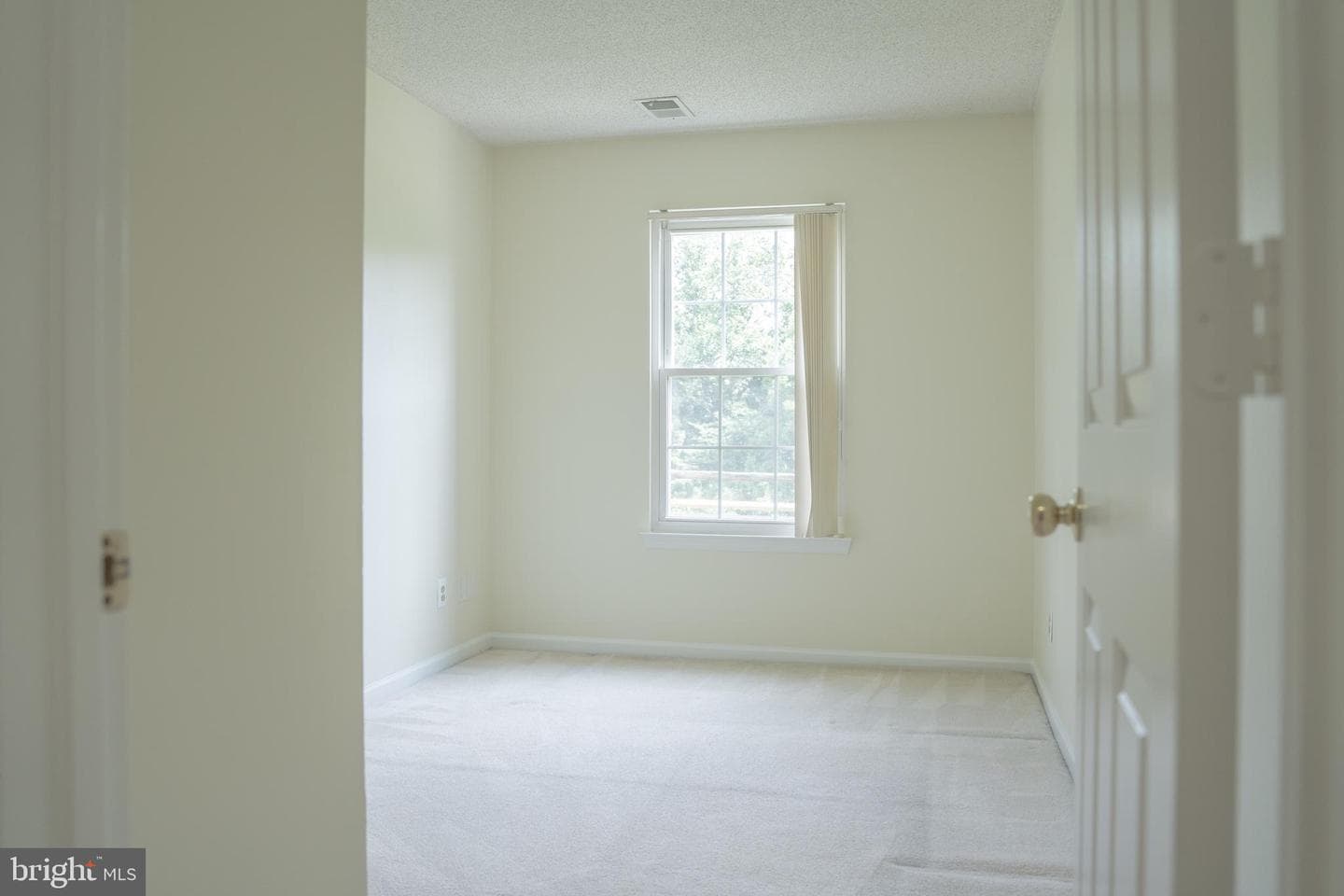 12102 Green Leaf Court #102 photo 23