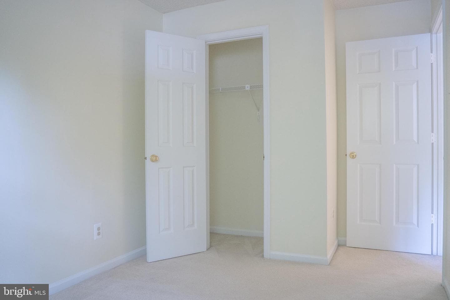 12102 Green Leaf Court #102 photo 30