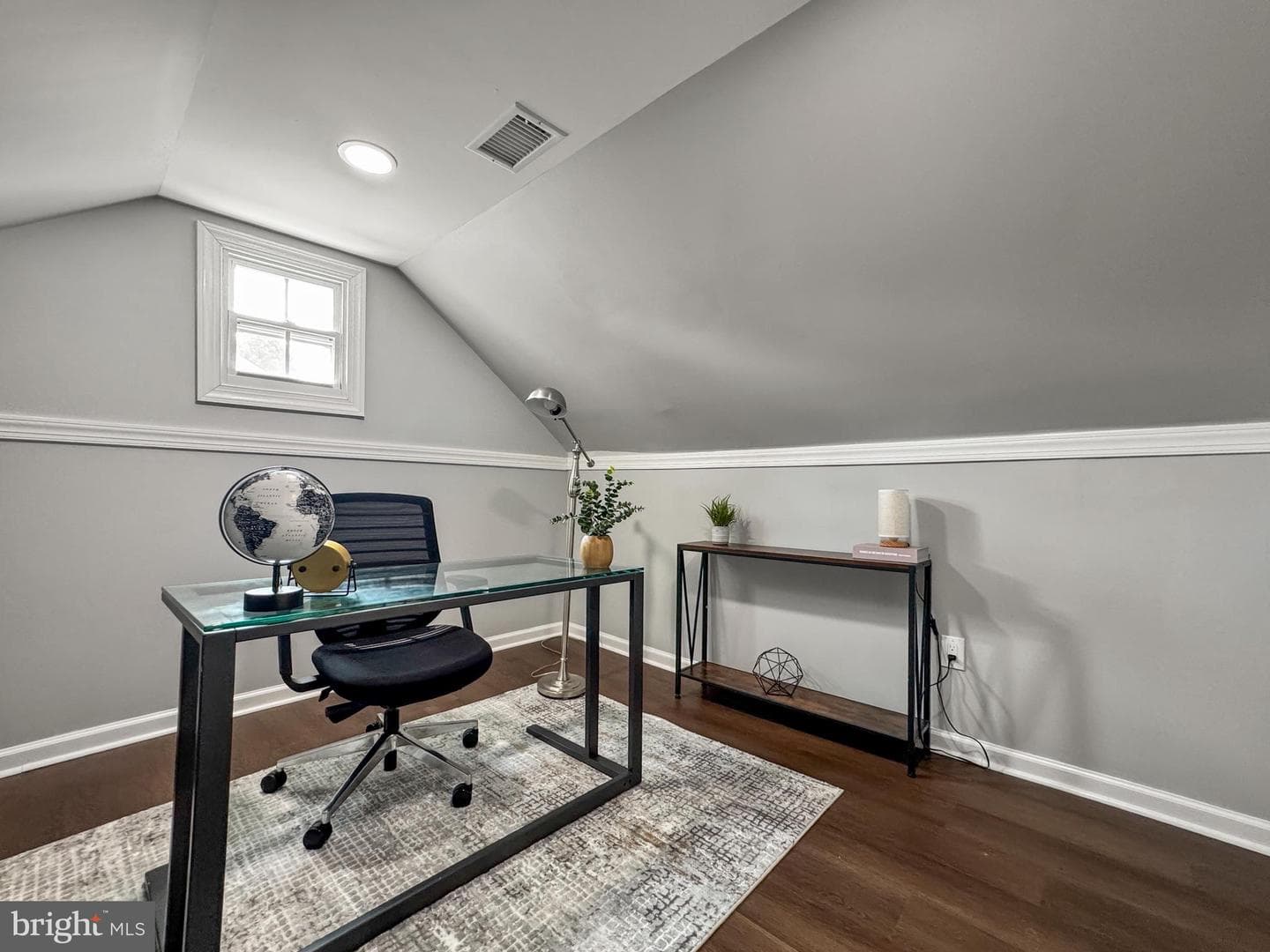 6621 Hallwood Avenue photo 38