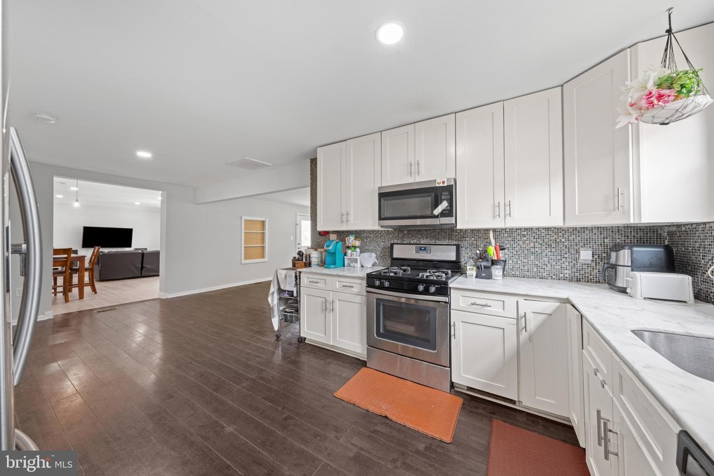 6467 Third Street photo 18