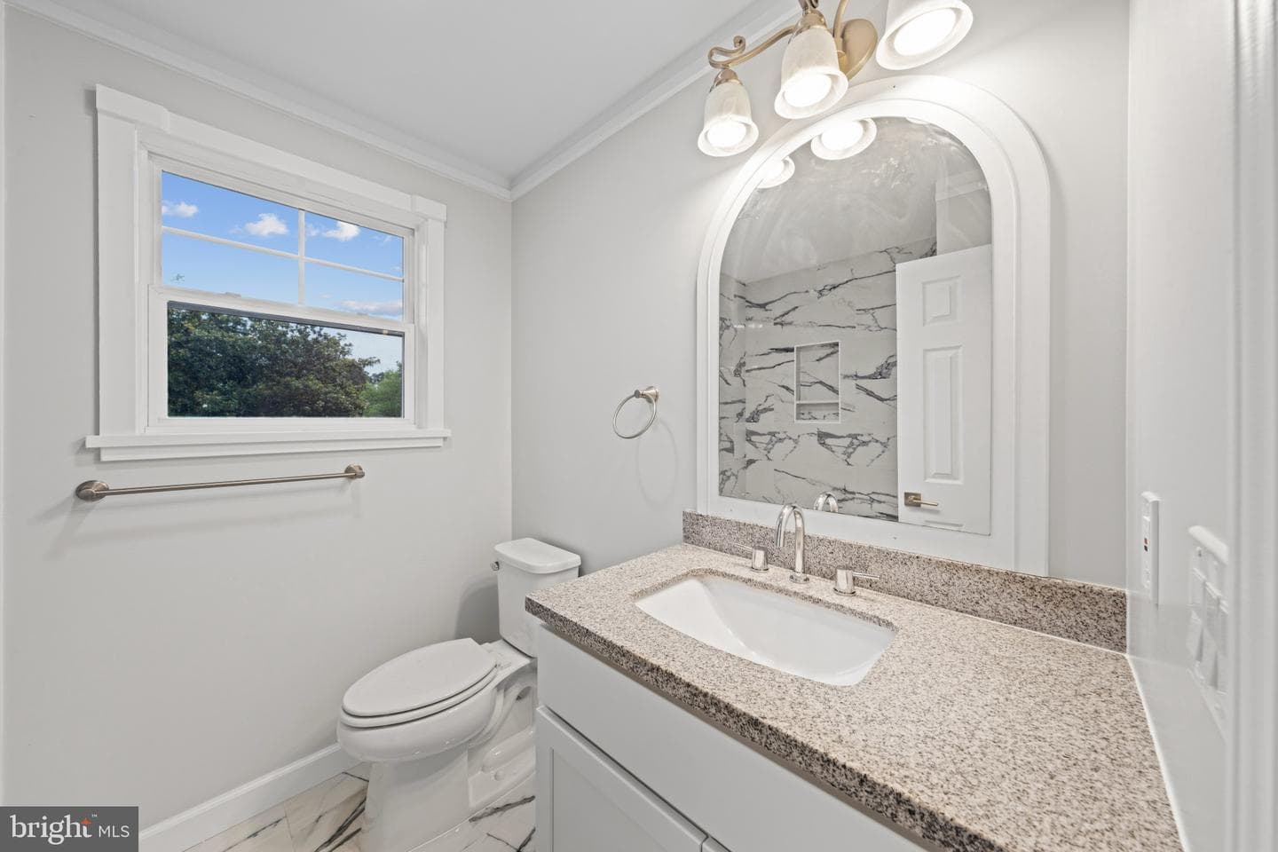 6467 Third Street photo 22