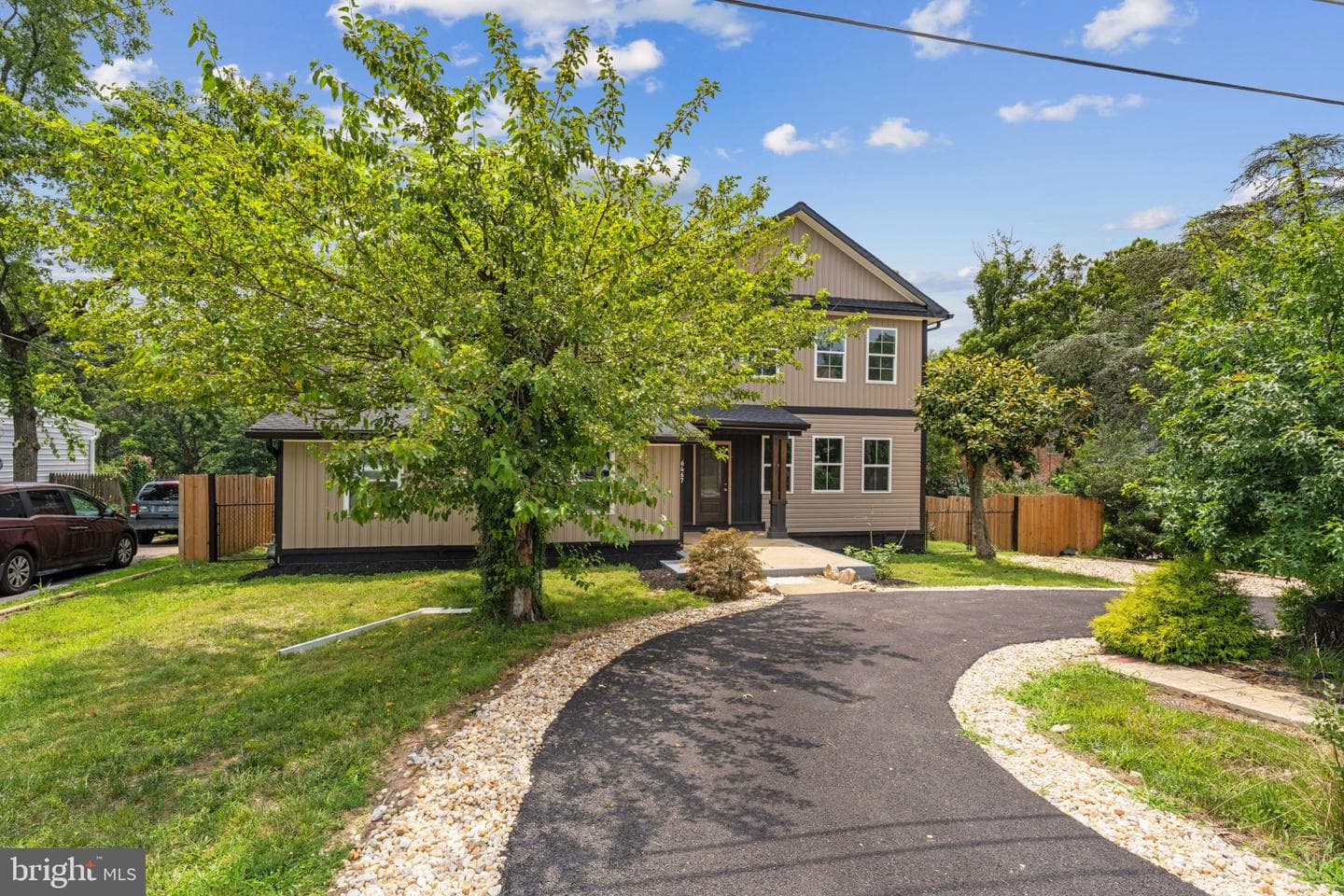 6467 Third Street photo 3