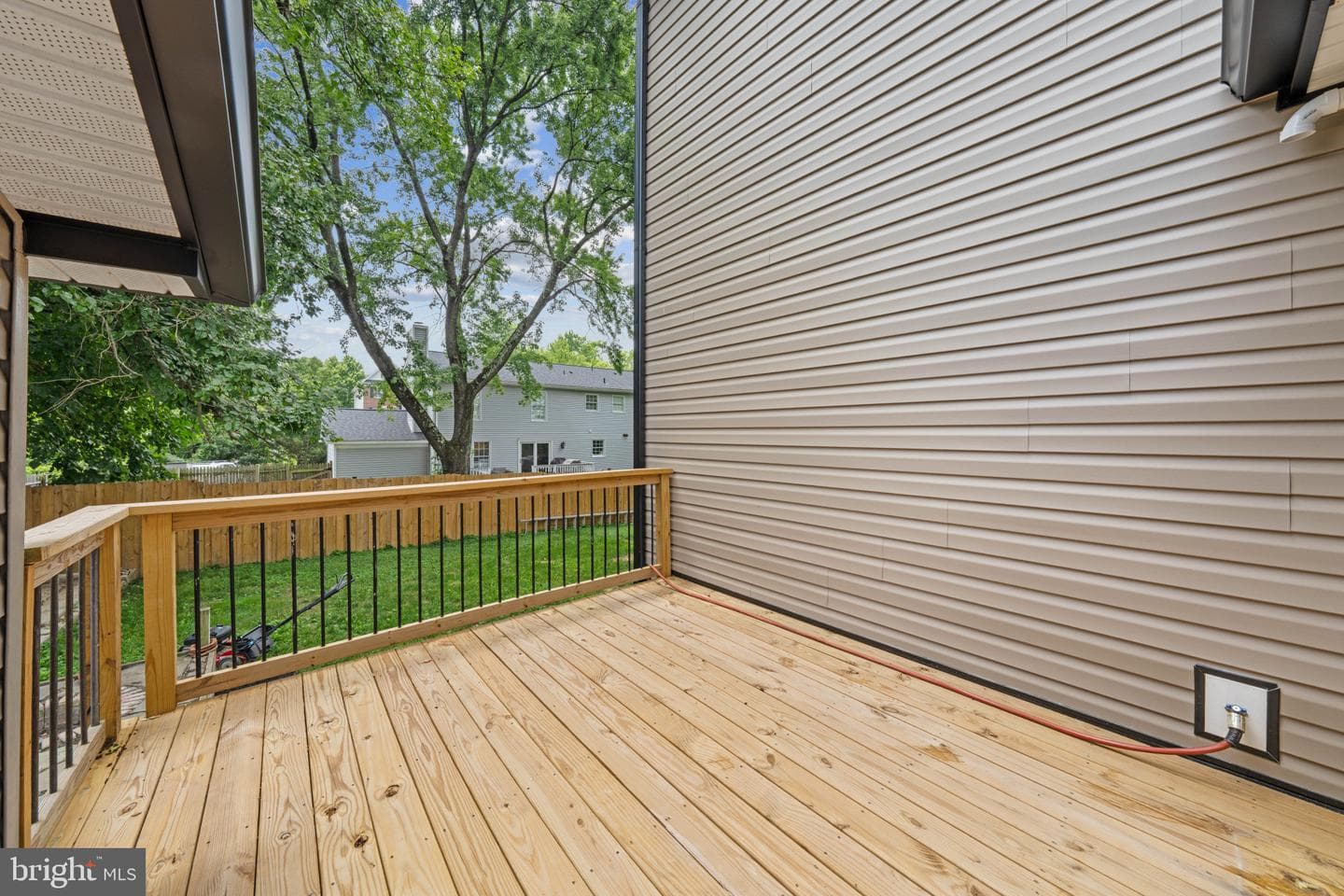 6467 Third Street photo 36