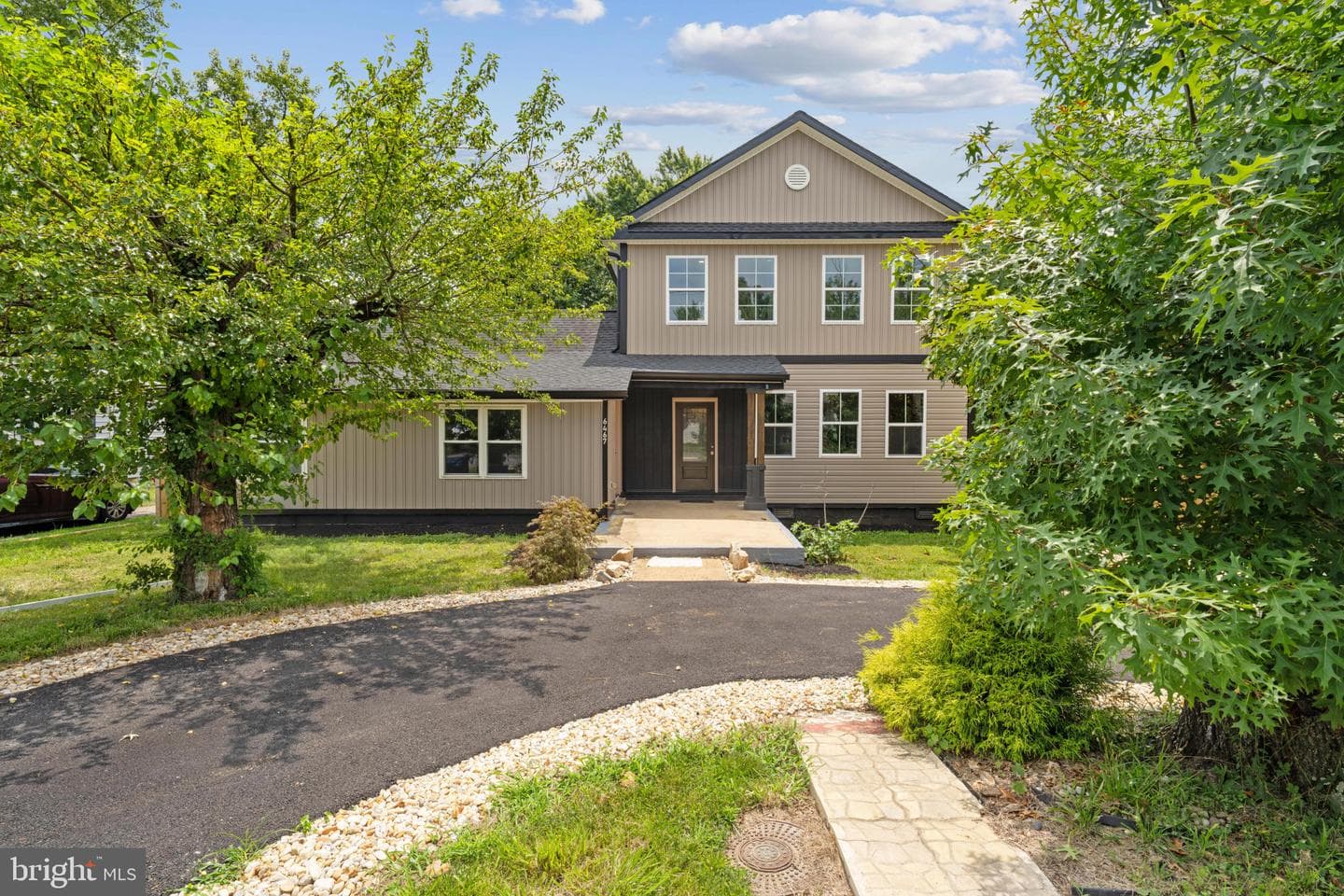 6467 Third Street photo 4