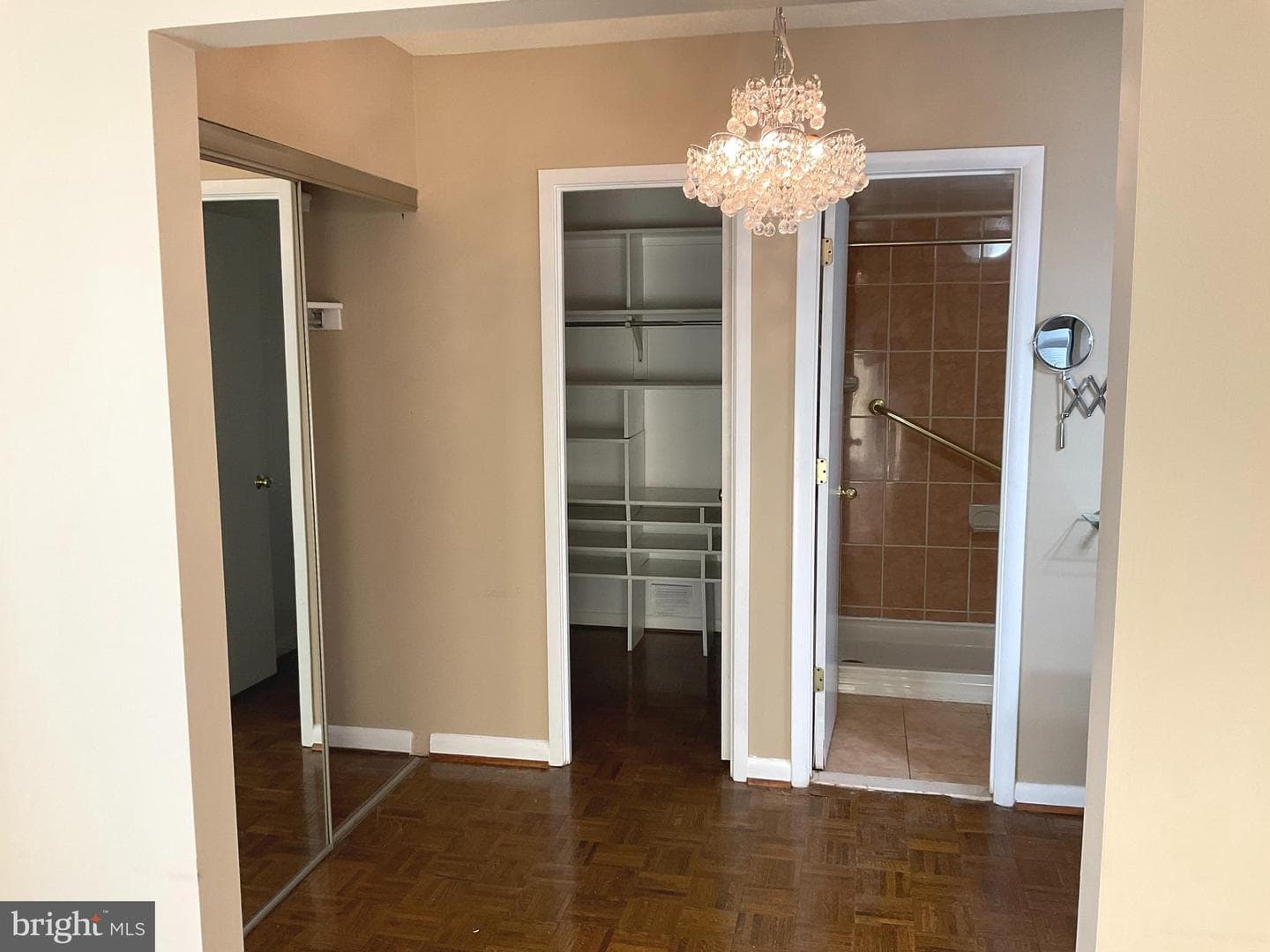 3709 S George Mason Drive #1014e photo 17
