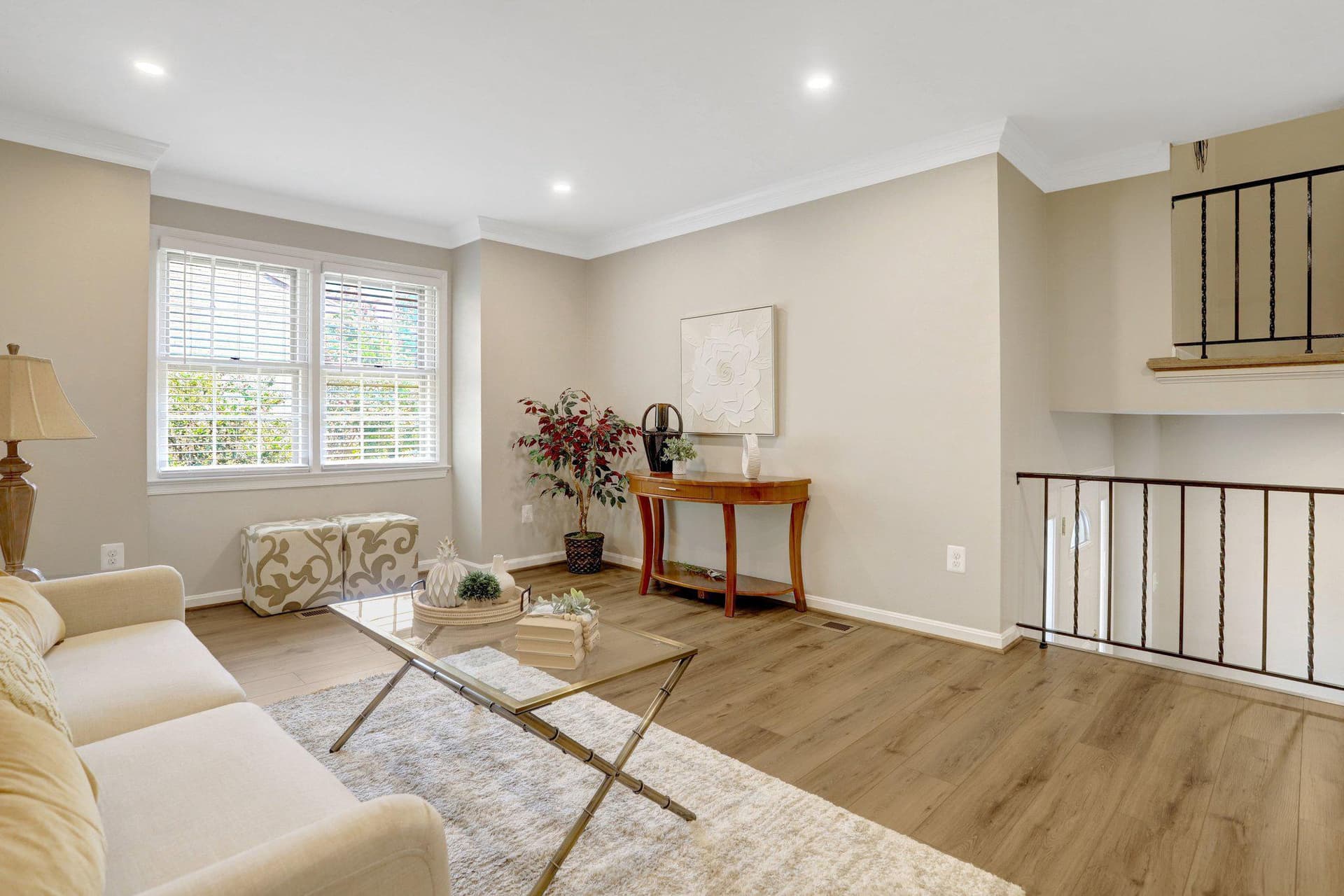 6607 Midhill Place photo 15
