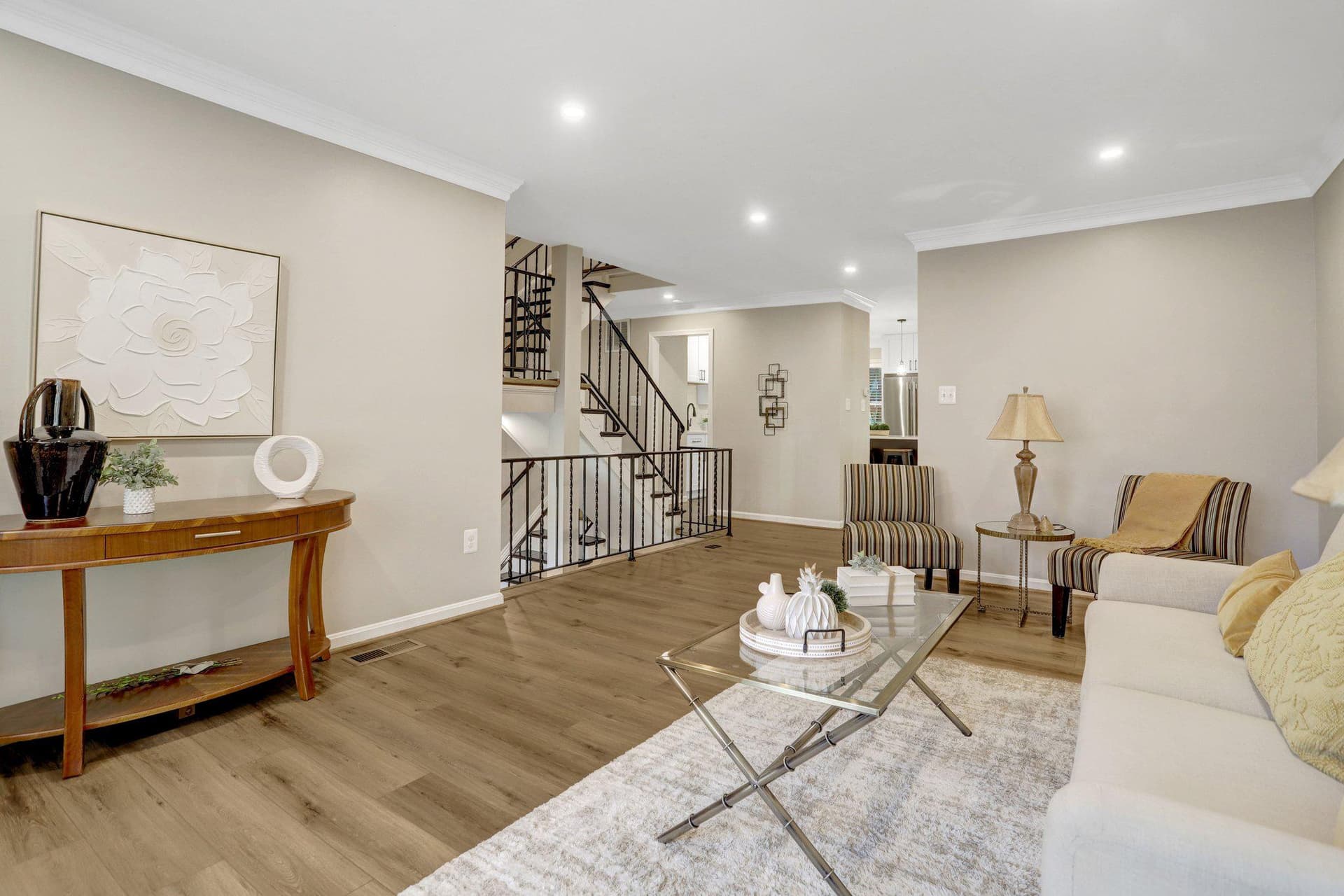 6607 Midhill Place photo 17