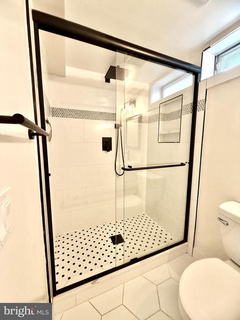 6106 N Kings Highway photo 21