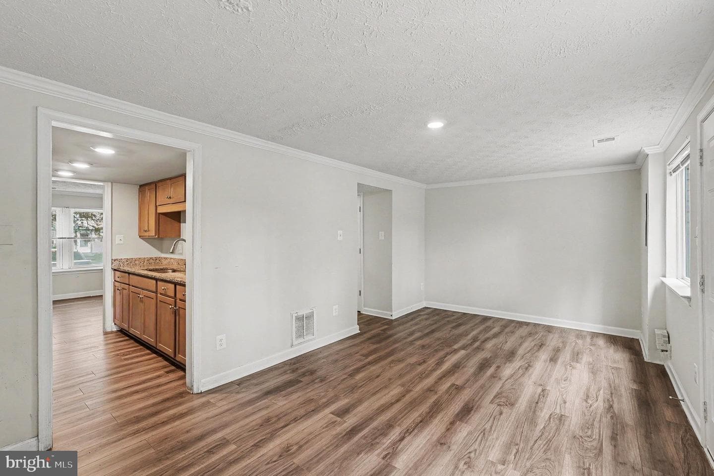 8371 Brockham Drive photo 10
