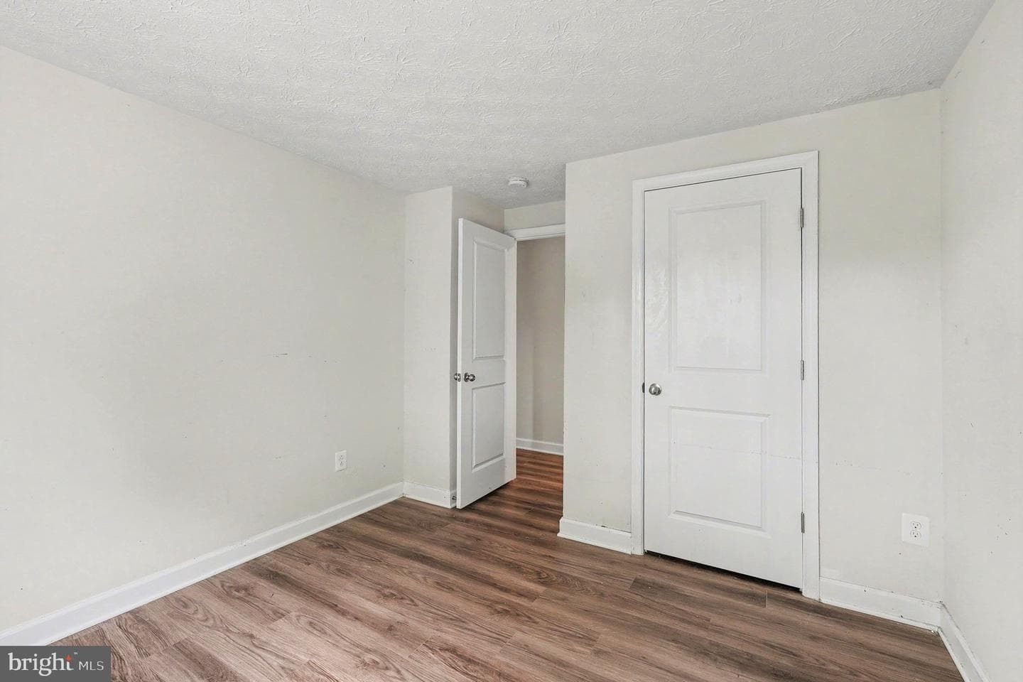 8371 Brockham Drive photo 16