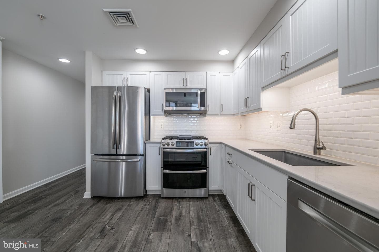 4480 Market Commons Drive #416 photo 8