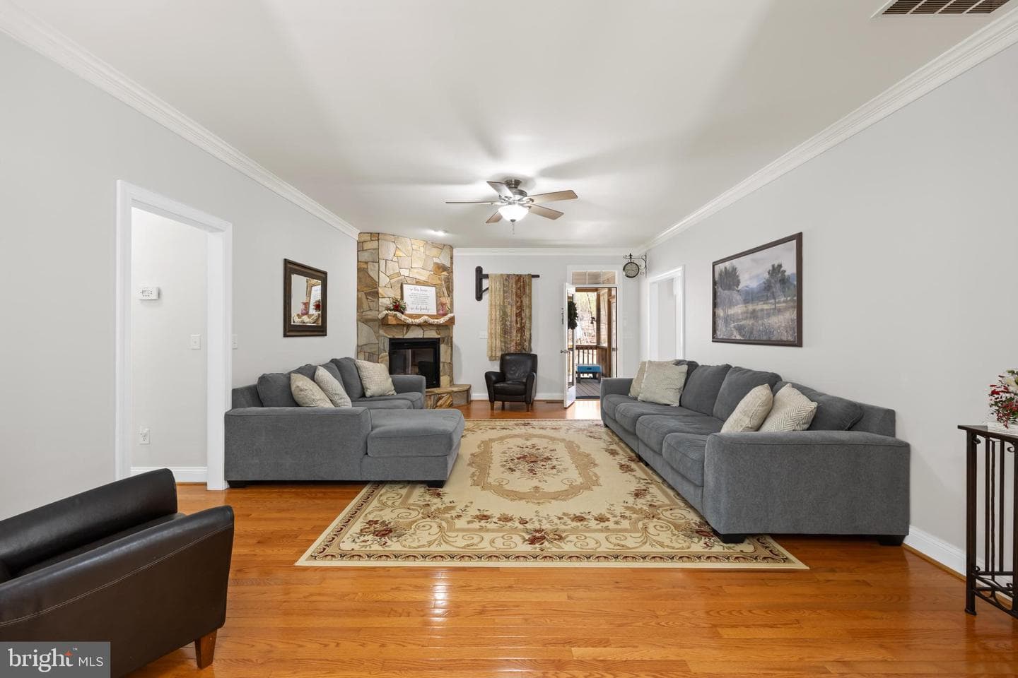 286 Lewis Drive photo 17