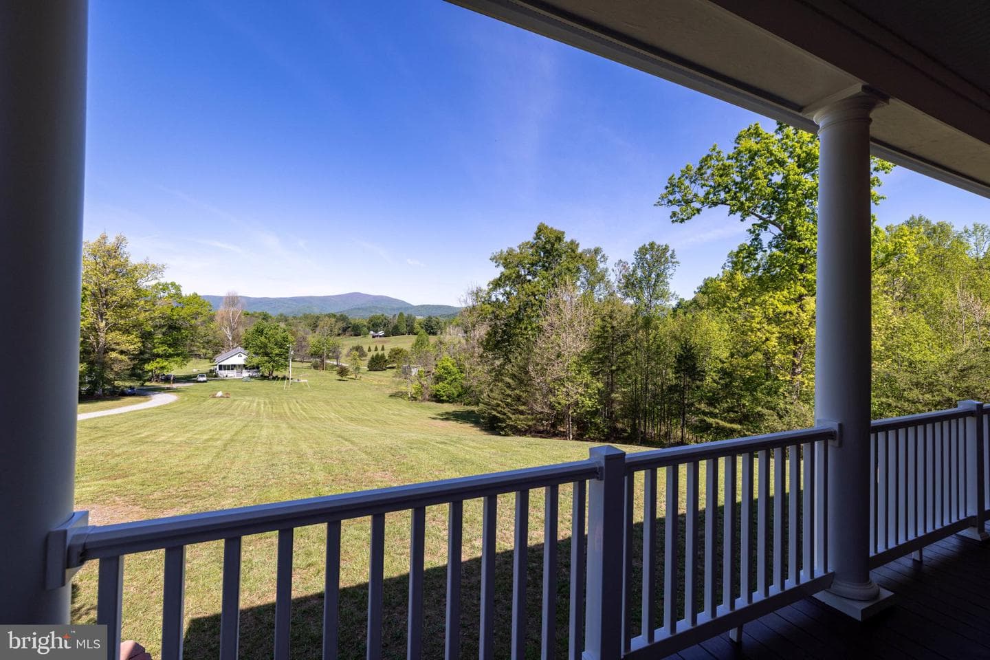 246 Lawsons Farm Circle photo 4