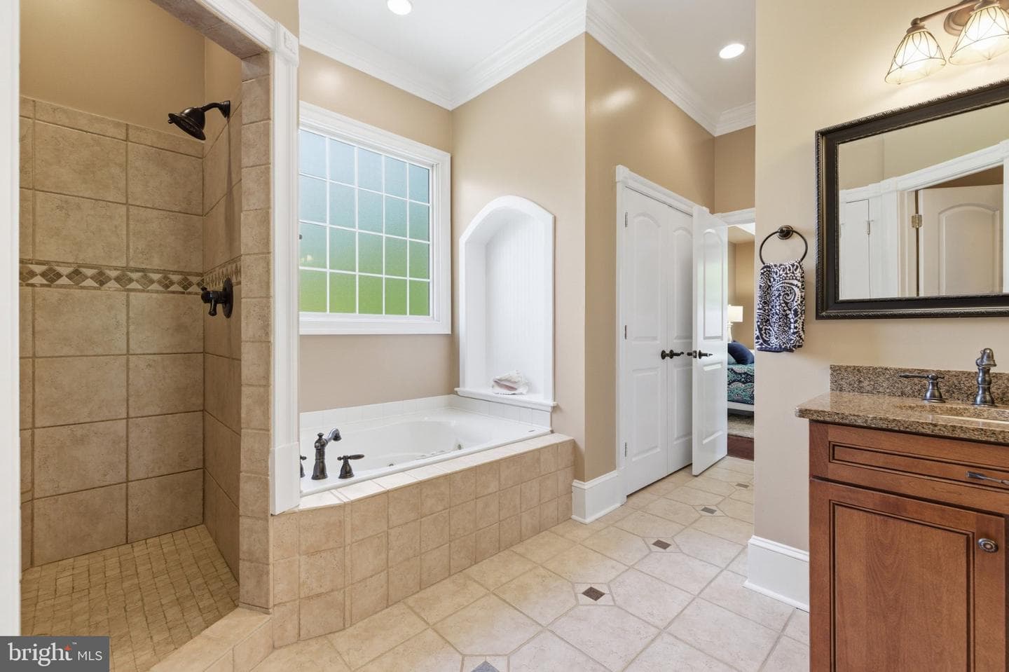 246 Lawsons Farm Circle photo 43