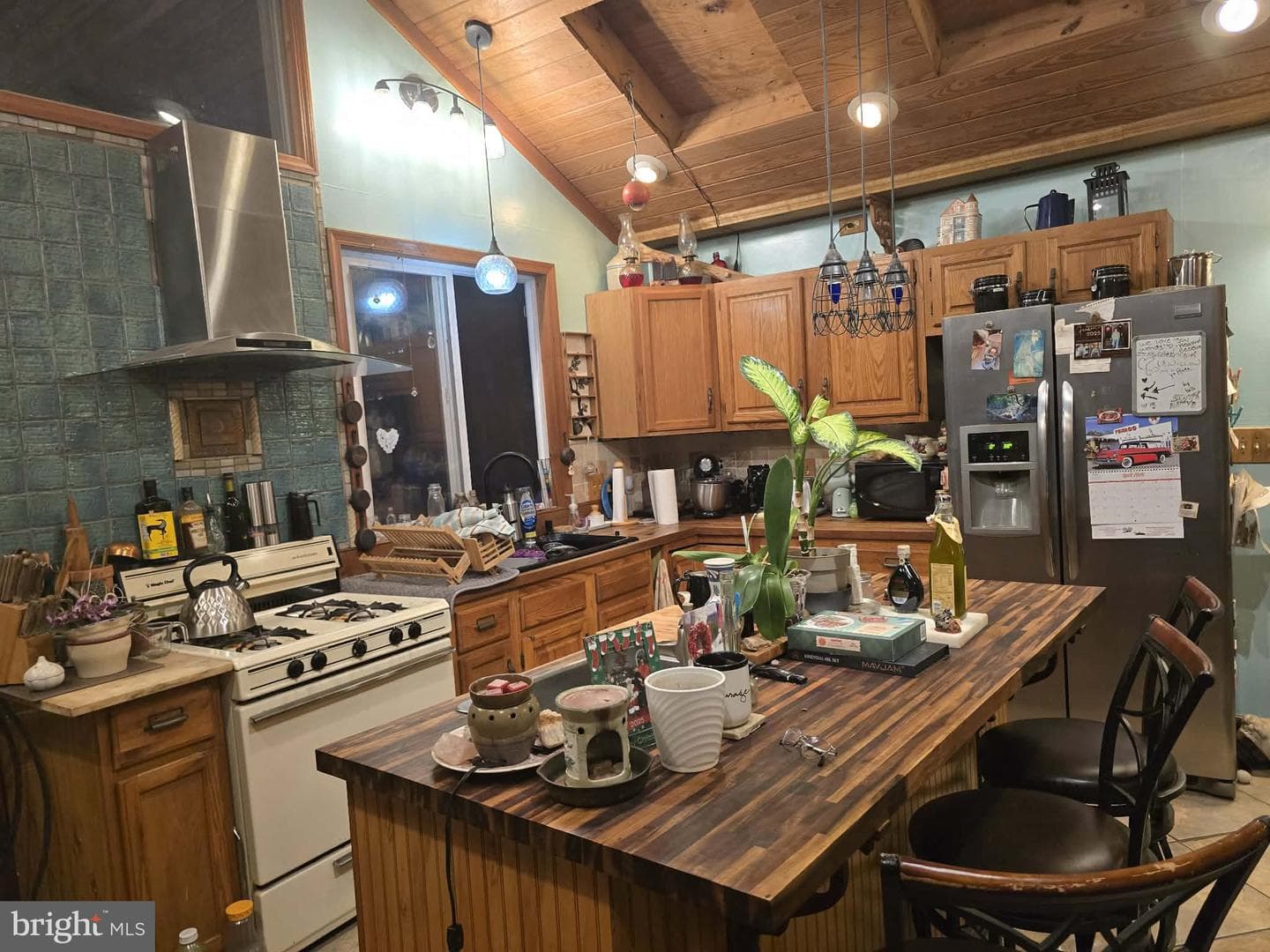 446 Spring Drive photo 3