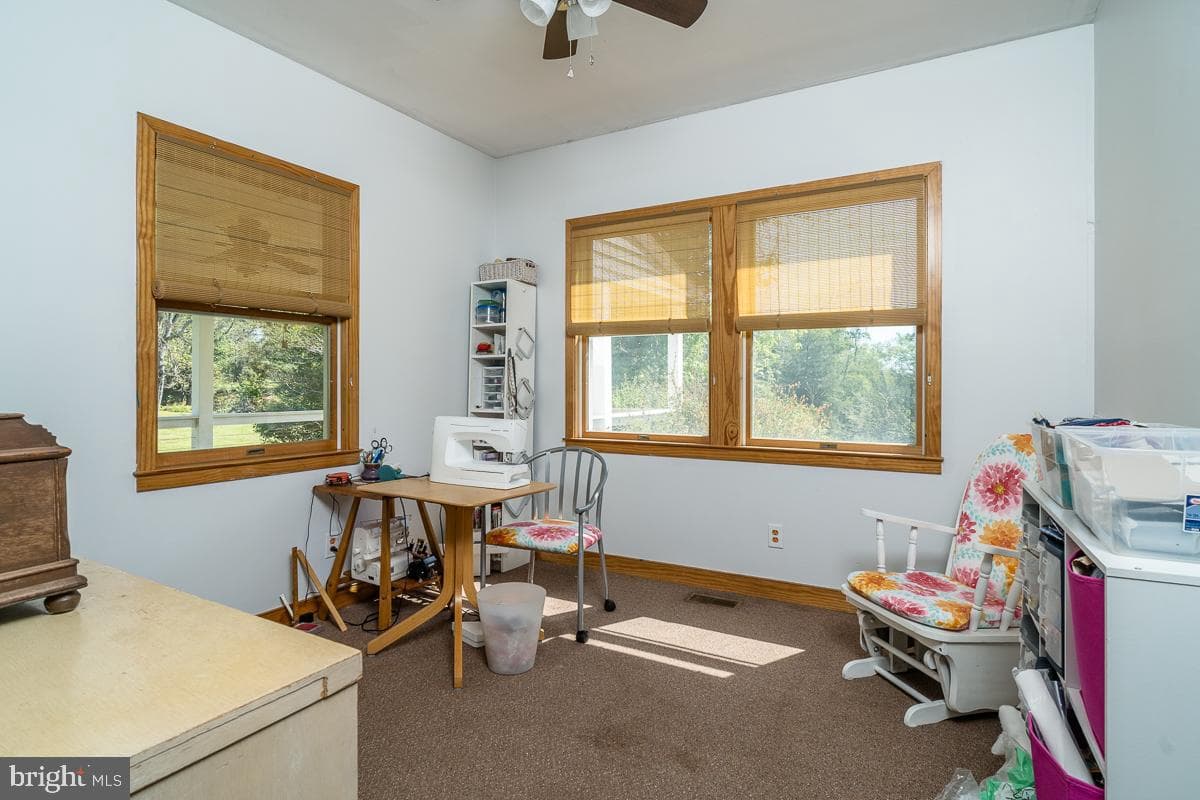 6070 Fredericksburg Road photo 11
