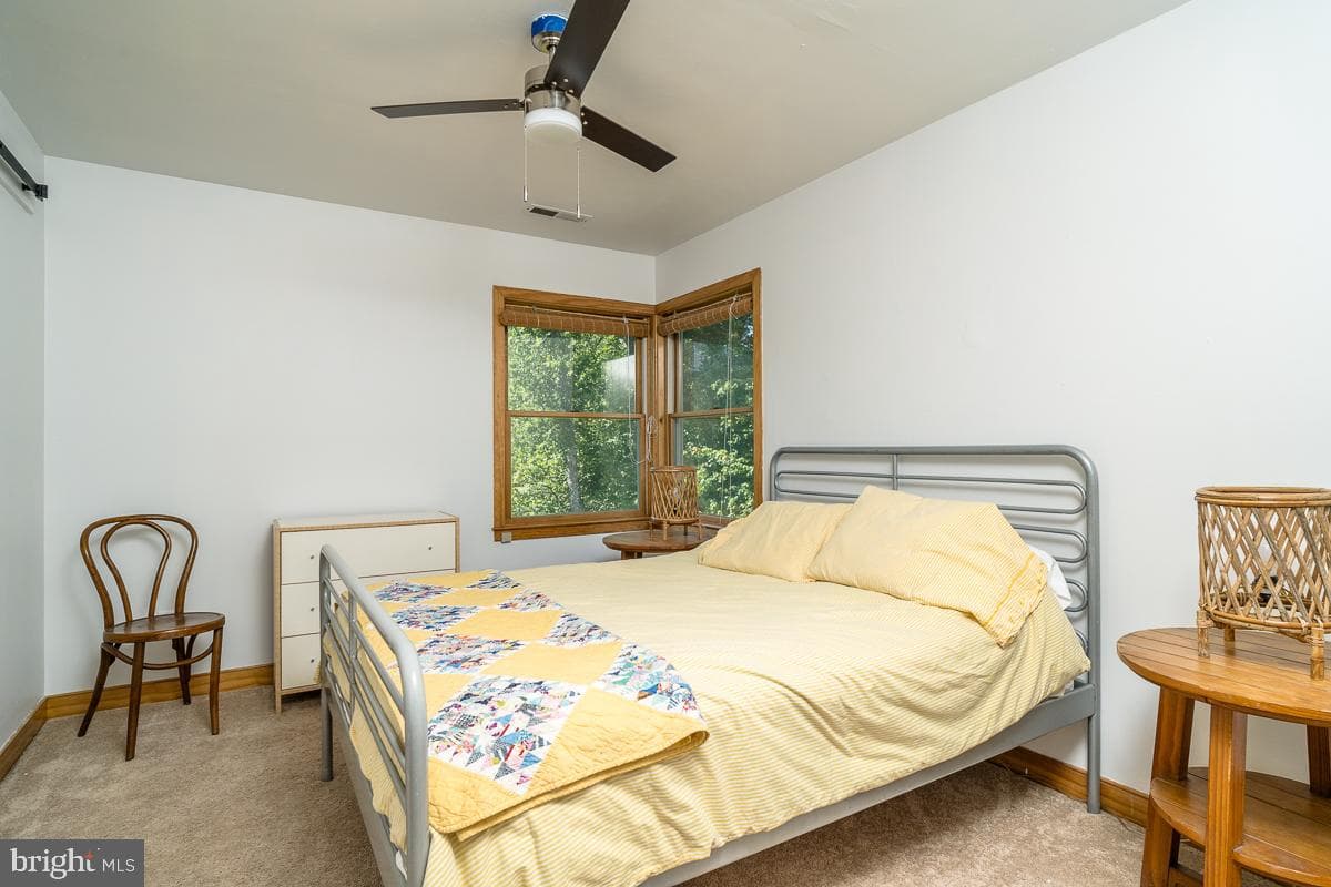 6070 Fredericksburg Road photo 17