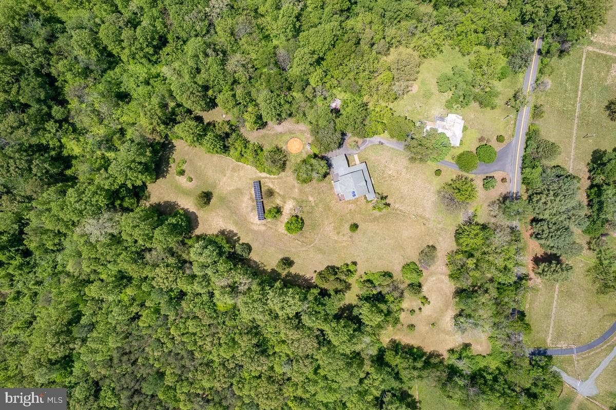 6070 Fredericksburg Road photo 41