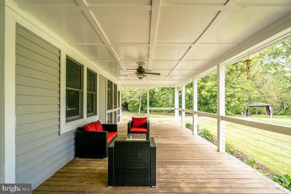 6070 Fredericksburg Road photo 47