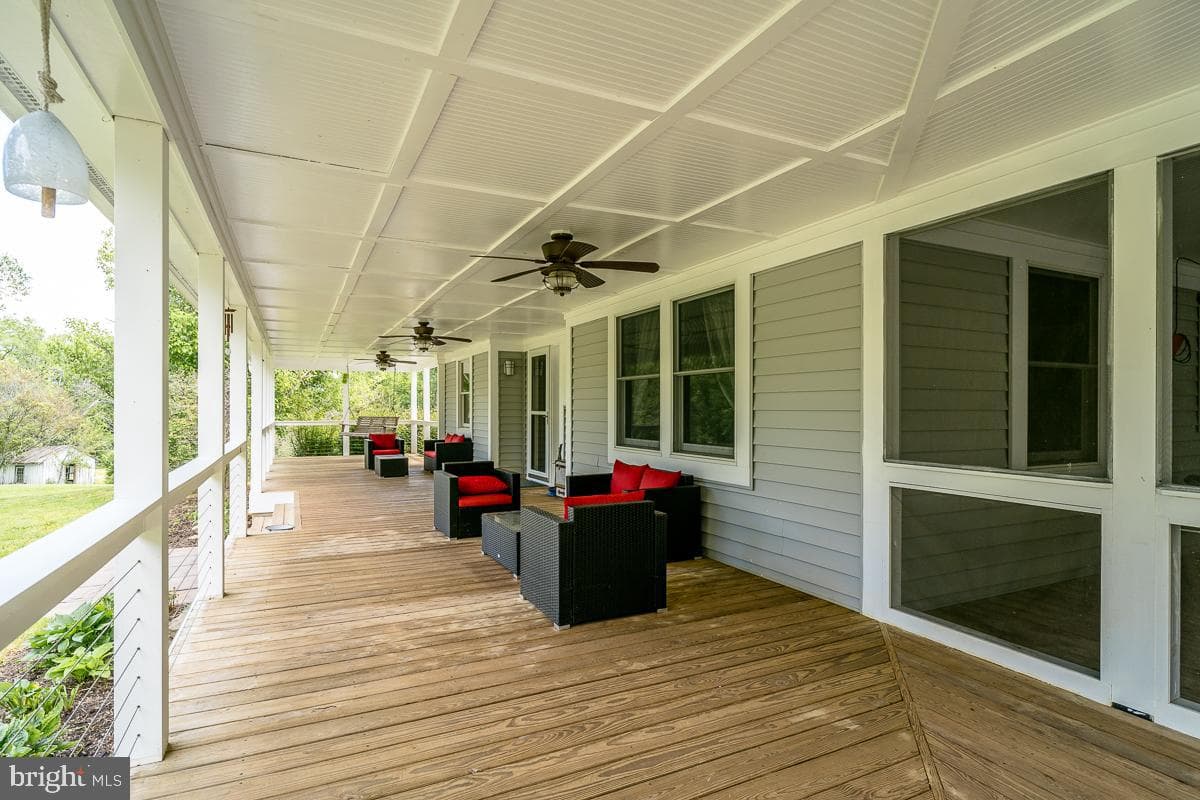 6070 Fredericksburg Road photo 48