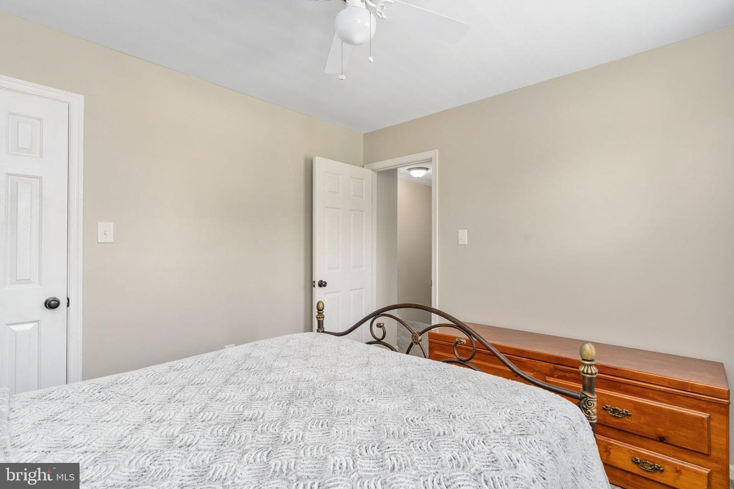 18 Oak Terrace Drive photo 34