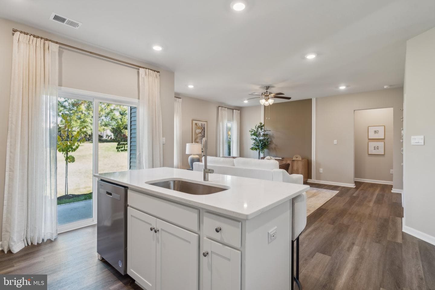 8706 Coastal Terrace photo 16