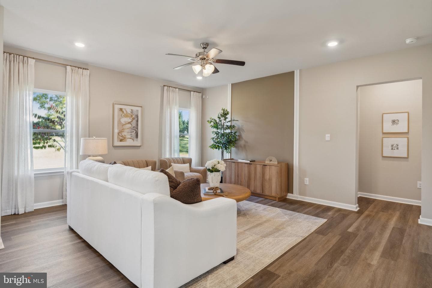 7683 Lloyd Terrace photo 4