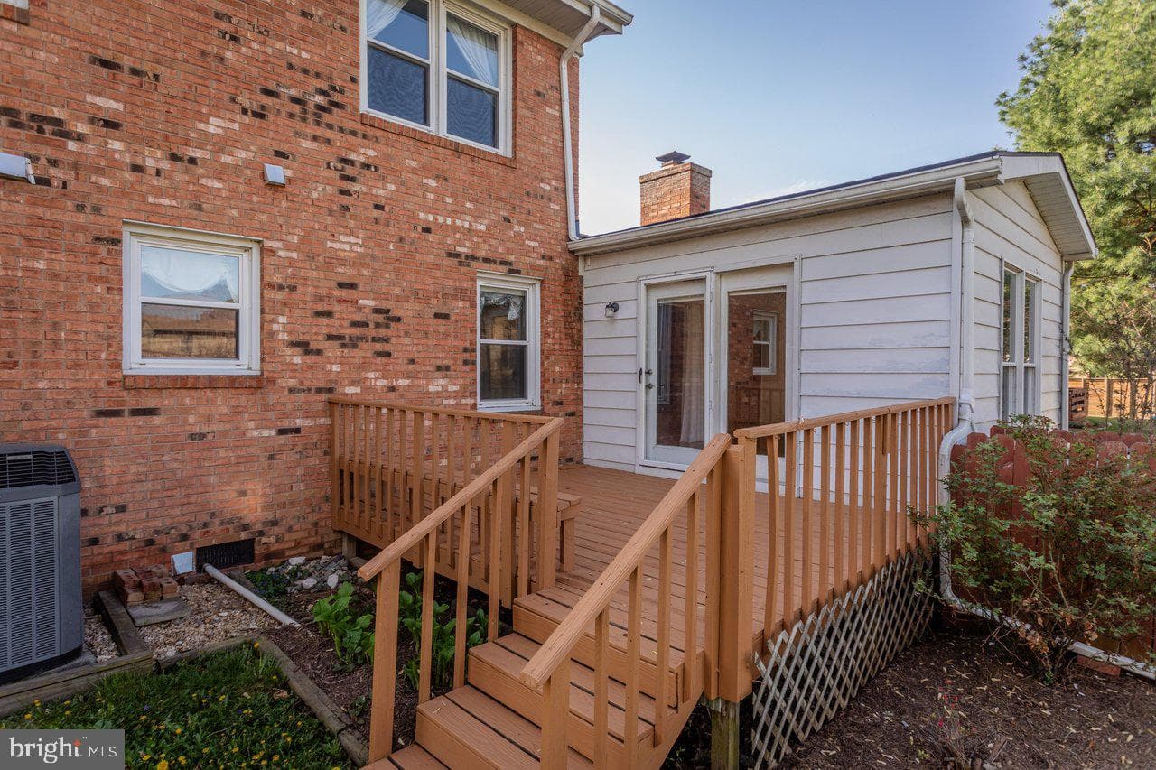 25 Emery Street photo 88