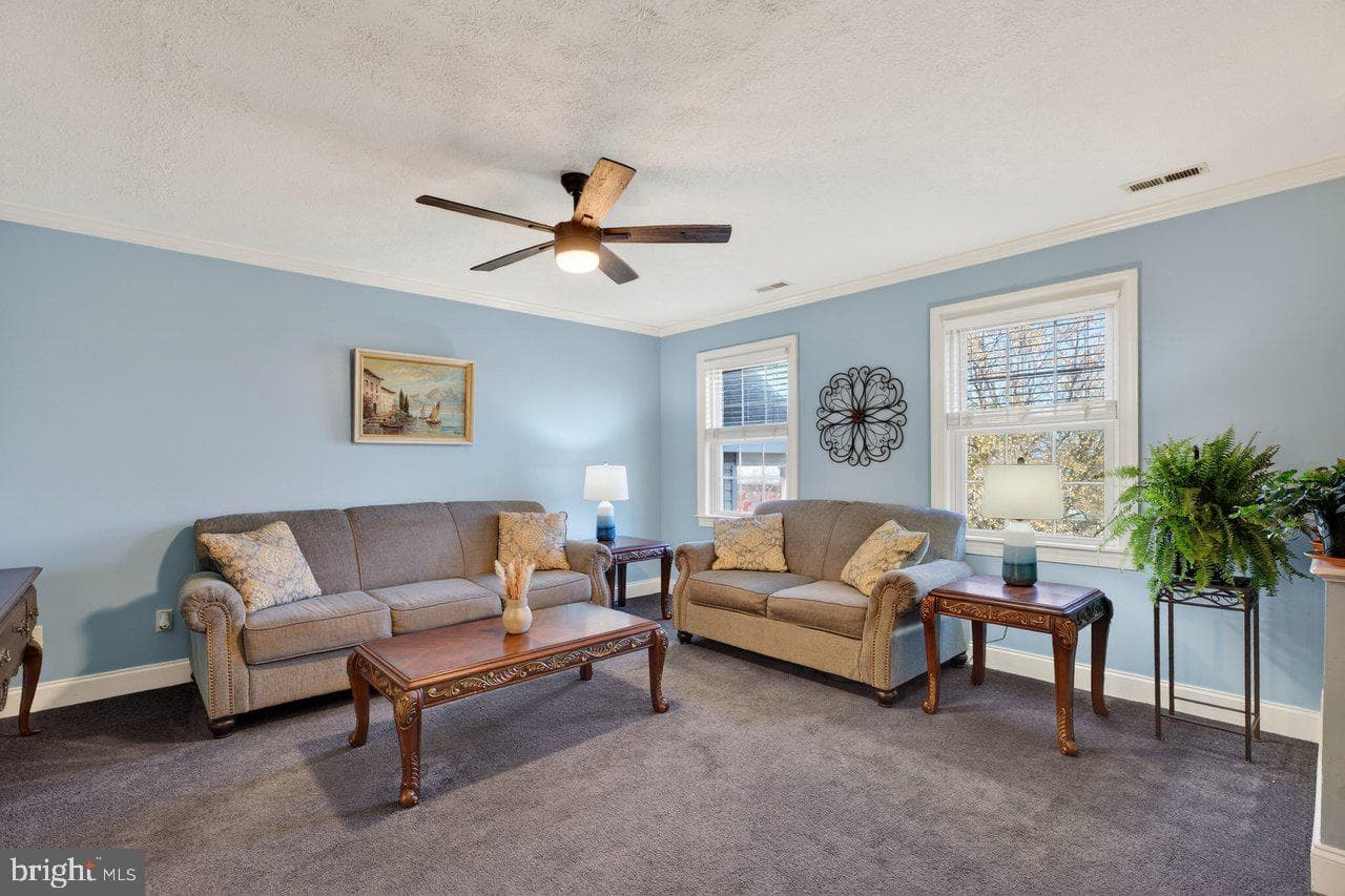 298 Emerald Drive photo 10