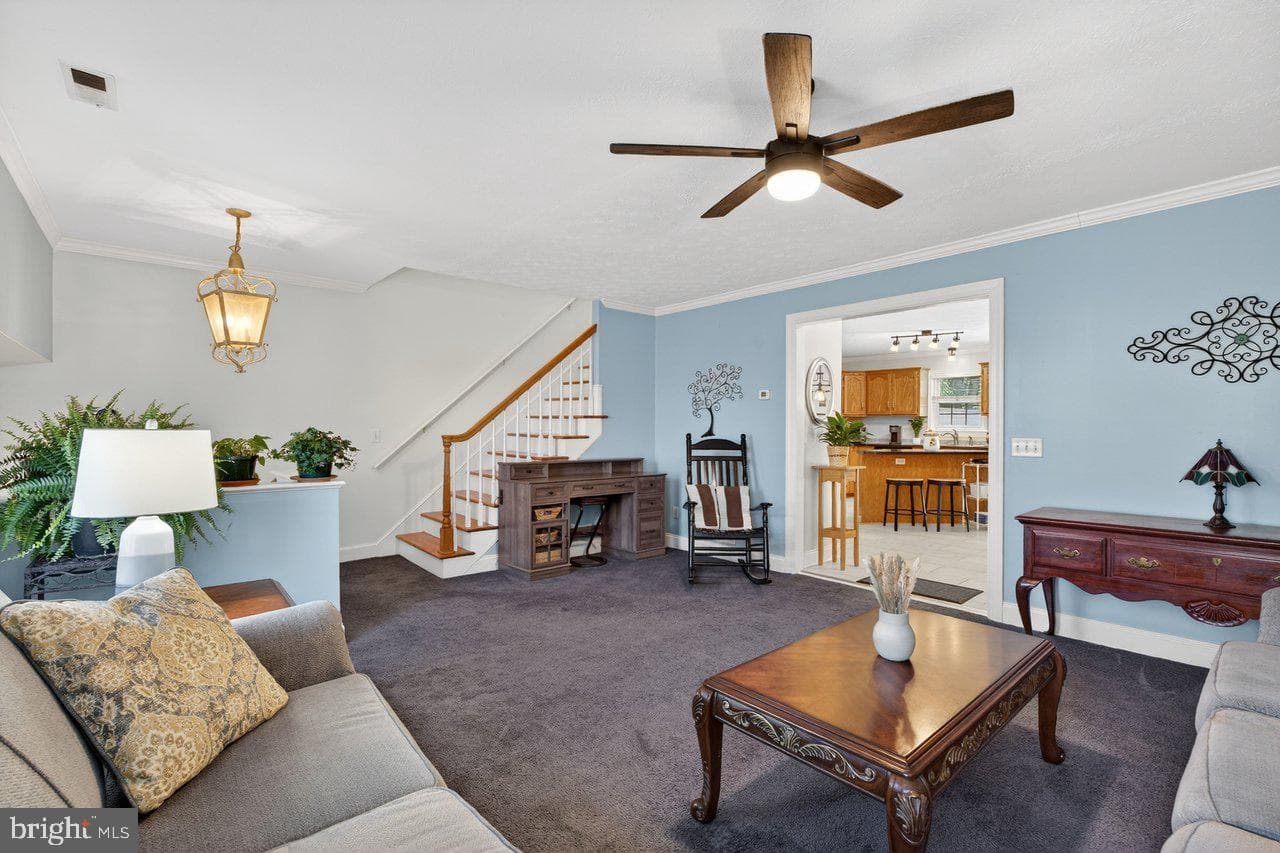 298 Emerald Drive photo 13