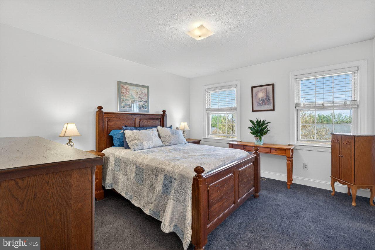 298 Emerald Drive photo 25