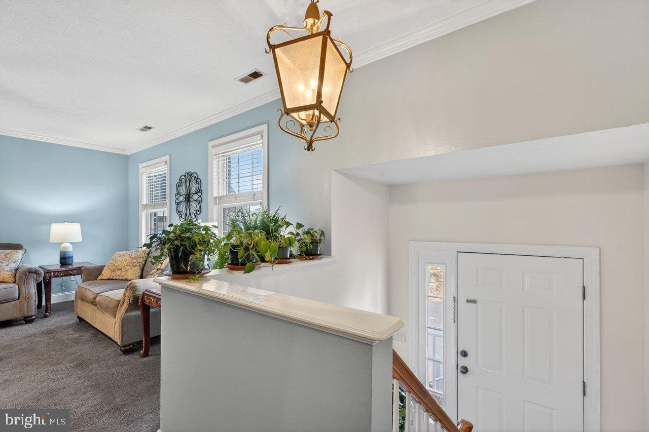 298 Emerald Drive photo 8