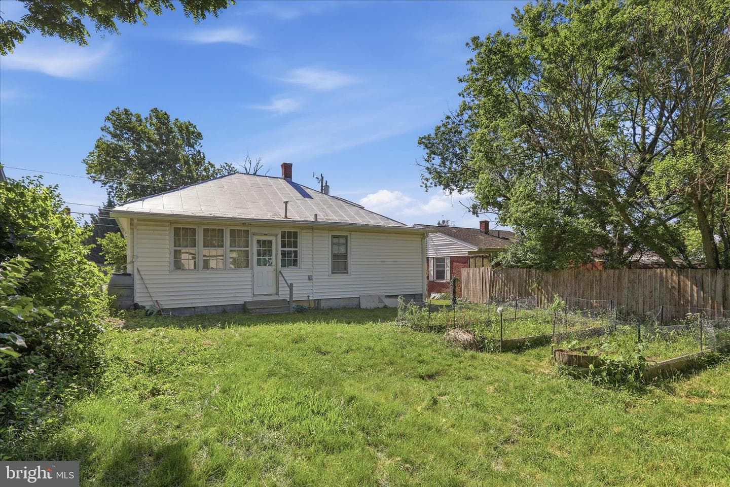 775 Collicello St photo 33