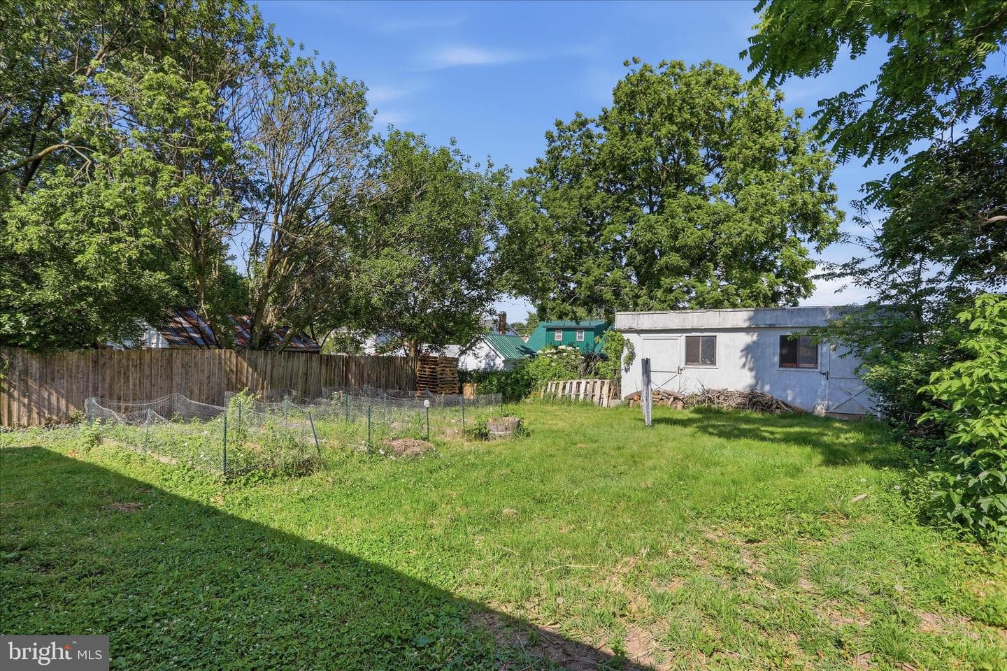 775 Collicello St photo 35